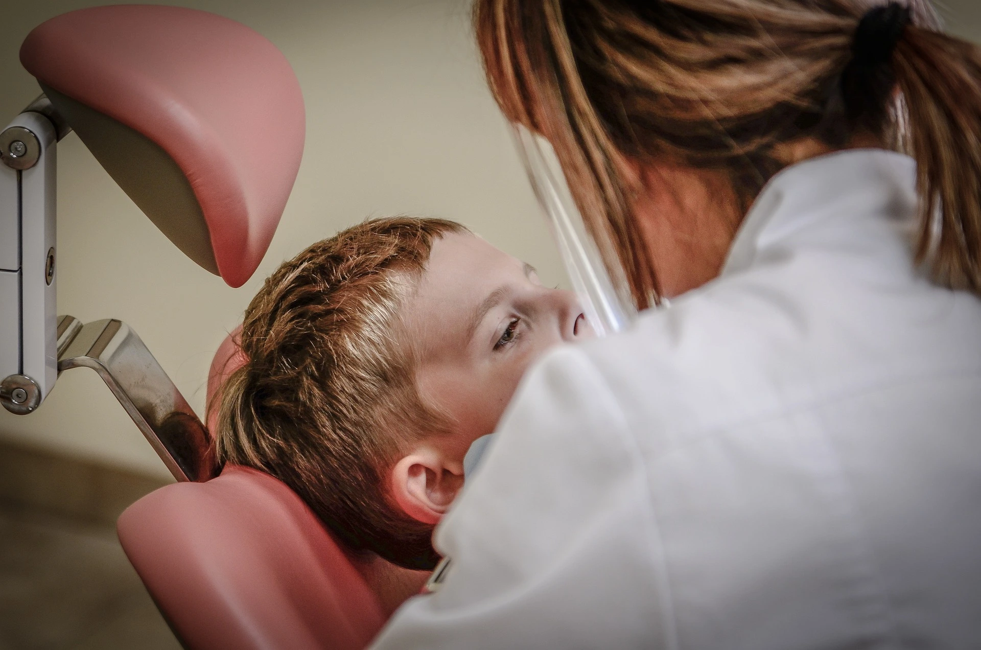 child at dentist