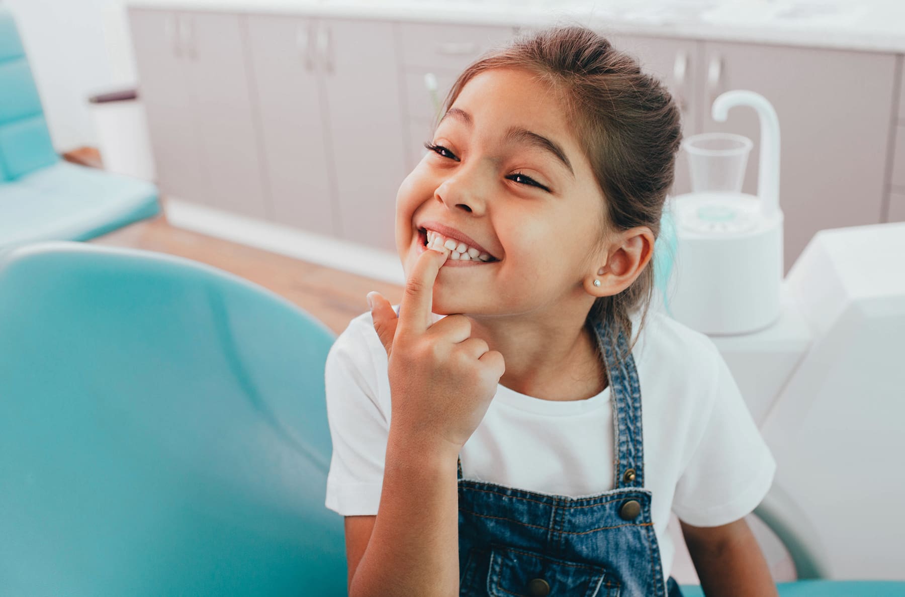 What Parents Should Know About Fake Teeth for Kids